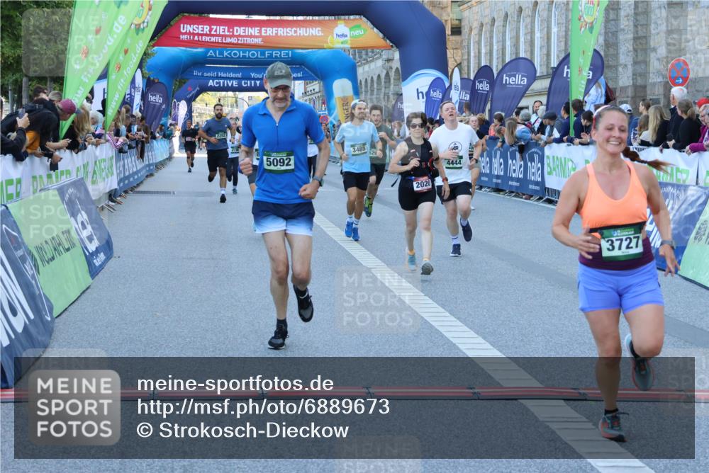 01.09.2024 - BARMER Alsterlauf Strokosch-Dieckow http://msf.ph/oto/6889673 01.09.2024 09:59:16 Ziel 2020, 2252, 2303, 2445, 2603, 2729, 2736, 3410, 3485, 3727, 4066, 4432, 4444, 5092, 5298, 8057, 8134, 8148, 8267, 8281 meine-sportfotos.de