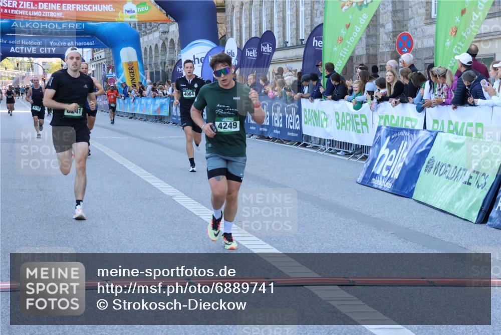 01.09.2024 - BARMER Alsterlauf Strokosch-Dieckow http://msf.ph/oto/6889741 01.09.2024 09:47:55 Ziel 4064, 4198, 4249, 4256, 5004, 8118, 8241 meine-sportfotos.de