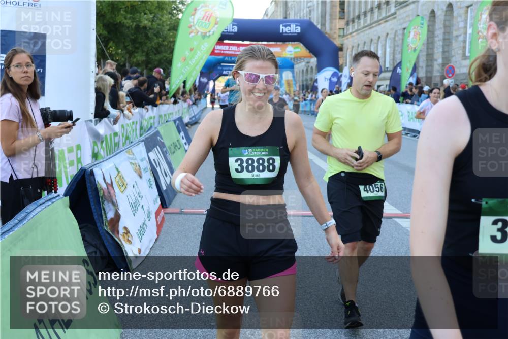 01.09.2024 - BARMER Alsterlauf Strokosch-Dieckow http://msf.ph/oto/6889766 01.09.2024 09:59:51 Ziel 2155, 2335, 2545, 2562, 2620, 2918, 3366, 3390, 4056, 4227, 4294, 4488, 4635, 4887, 5153, 5169, 5212, 5299 meine-sportfotos.de