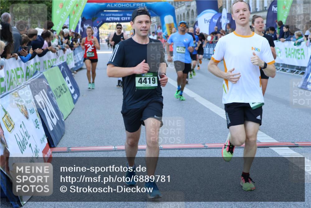 01.09.2024 - BARMER Alsterlauf Strokosch-Dieckow http://msf.ph/oto/6889781 01.09.2024 09:48:11 Ziel 2314, 2600, 2822, 2843, 3082, 3289, 4103, 4273, 4324, 4412, 4419, 4555, 4556, 4614, 4822, 5136, 8105, 8278, 8383 meine-sportfotos.de