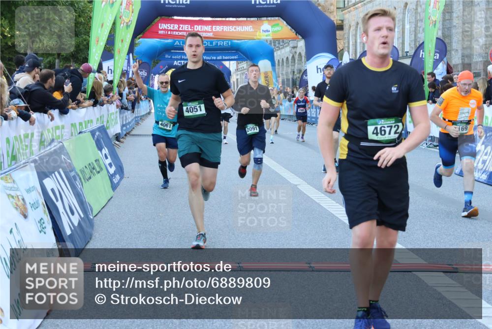 01.09.2024 - BARMER Alsterlauf Strokosch-Dieckow http://msf.ph/oto/6889809 01.09.2024 10:00:15 Ziel 1169, 2091, 2375, 2611, 2982, 3301, 4051, 4061, 4084, 4092, 4134, 4149, 4672, 5084, 5253, 8200, 8234 meine-sportfotos.de
