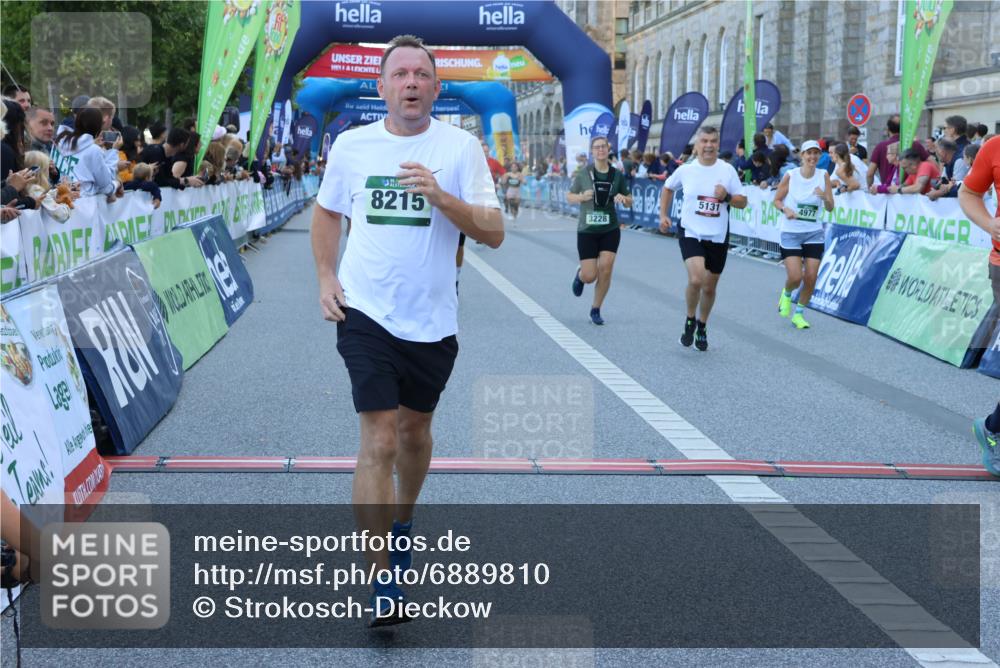 01.09.2024 - BARMER Alsterlauf Strokosch-Dieckow http://msf.ph/oto/6889810 01.09.2024 10:02:59 Ziel 2047, 2227, 2275, 2790, 2915, 3162, 3228, 3422, 3465, 3559, 4630, 4912, 4966, 4977, 5131, 5301, 5313, 8215, 8244 meine-sportfotos.de