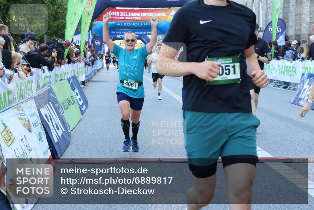 01.09.2024 - BARMER Alsterlauf Strokosch-Dieckow http://msf.ph/oto/6889817 01.09.2024 10:00:17 Ziel 1169, 2091, 2375, 2611, 2982, 3230, 3301, 4051, 4061, 4084, 4092, 4117, 4134, 4149, 5000, 5253, 8200 meine-sportfotos.de