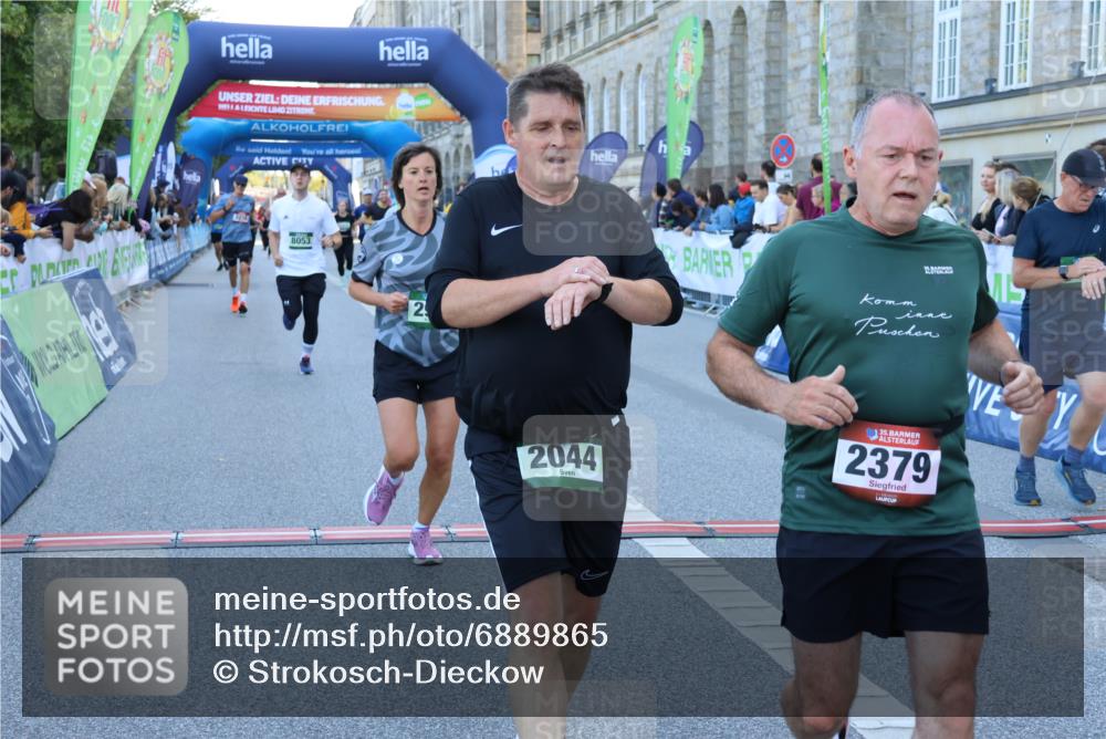 01.09.2024 - BARMER Alsterlauf Strokosch-Dieckow http://msf.ph/oto/6889865 01.09.2024 10:03:18 Ziel 2007, 2044, 2198, 2379, 2427, 2444, 2552, 2954, 2956, 3007, 3066, 3122, 3218, 4215, 4314, 4454, 4475, 4855, 4856, 4897, 5079, 5116, 8053, 8147 meine-sportfotos.de