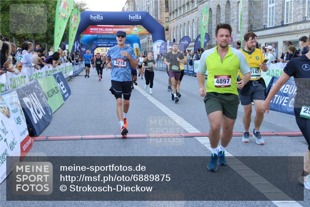 01.09.2024 - BARMER Alsterlauf Strokosch-Dieckow http://msf.ph/oto/6889875 01.09.2024 10:03:23 Ziel 2198, 2444, 2552, 2716, 2745, 2954, 3122, 3218, 3389, 3600, 3723, 4028, 4215, 4314, 4454, 4475, 4656, 4897, 5053, 5079, 5116, 8053, 8147 meine-sportfotos.de