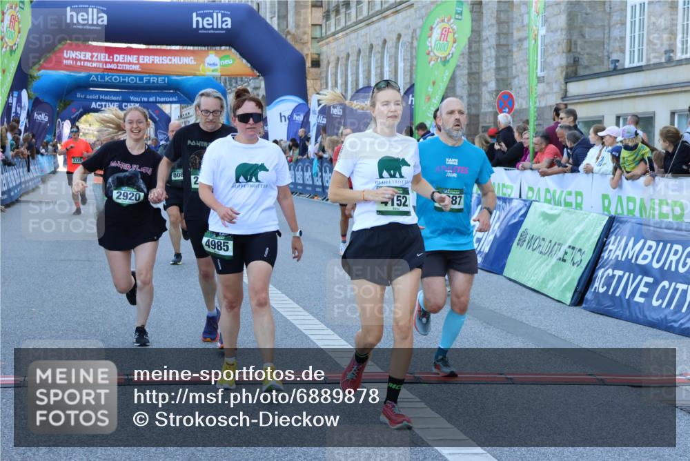 01.09.2024 - BARMER Alsterlauf Strokosch-Dieckow http://msf.ph/oto/6889878 01.09.2024 10:00:38 Ziel 2330, 2419, 2612, 2920, 2921, 3078, 3541, 3725, 3834, 3836, 4152, 4263, 4739, 4744, 4985, 8007, 8054, 8086, 8088, 8287 meine-sportfotos.de