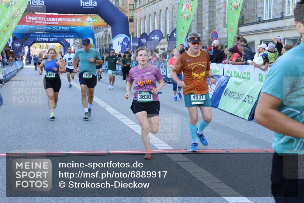 01.09.2024 - BARMER Alsterlauf Strokosch-Dieckow http://msf.ph/oto/6889917 01.09.2024 10:00:55 Ziel 2605, 2901, 3278, 3312, 3630, 3854, 4395, 4537, 4553, 4612, 4663, 4715, 5023, 5106, 5107, 8044, 8338 meine-sportfotos.de