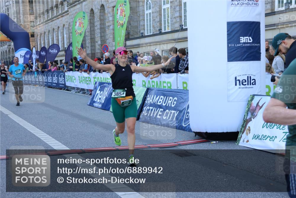 01.09.2024 - BARMER Alsterlauf Strokosch-Dieckow http://msf.ph/oto/6889942 01.09.2024 10:01:04 Ziel 2366, 2911, 3272, 3328, 3661, 3854, 3956, 4576, 4612, 4788, 5028, 8195 meine-sportfotos.de