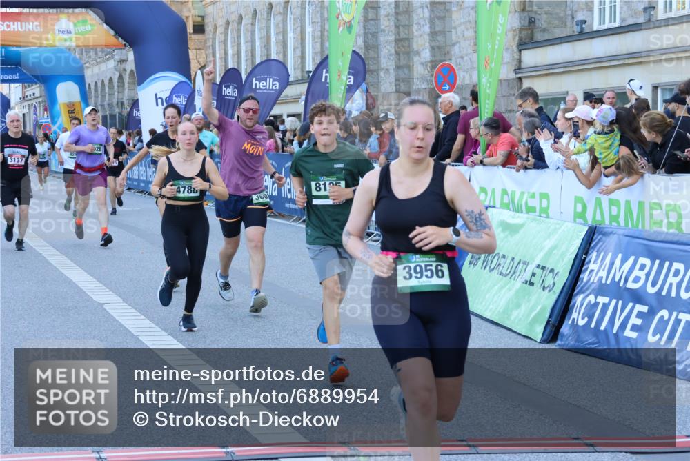 01.09.2024 - BARMER Alsterlauf Strokosch-Dieckow http://msf.ph/oto/6889954 01.09.2024 10:01:10 Ziel 2315, 2366, 2486, 2911, 2973, 3137, 3328, 3661, 3956, 4576, 4602, 4788, 5028, 8195, 8245, 8302 meine-sportfotos.de