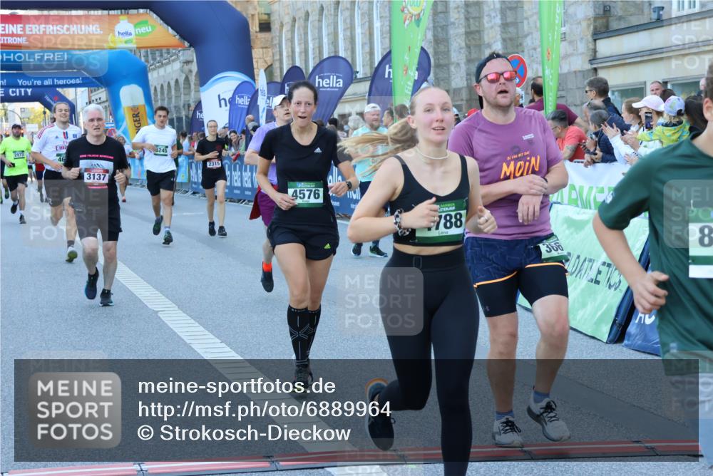 01.09.2024 - BARMER Alsterlauf Strokosch-Dieckow http://msf.ph/oto/6889964 01.09.2024 10:01:12 Ziel 2315, 2486, 2973, 3137, 3328, 3661, 3956, 4576, 4602, 4788, 5028, 8195, 8245, 8302 meine-sportfotos.de