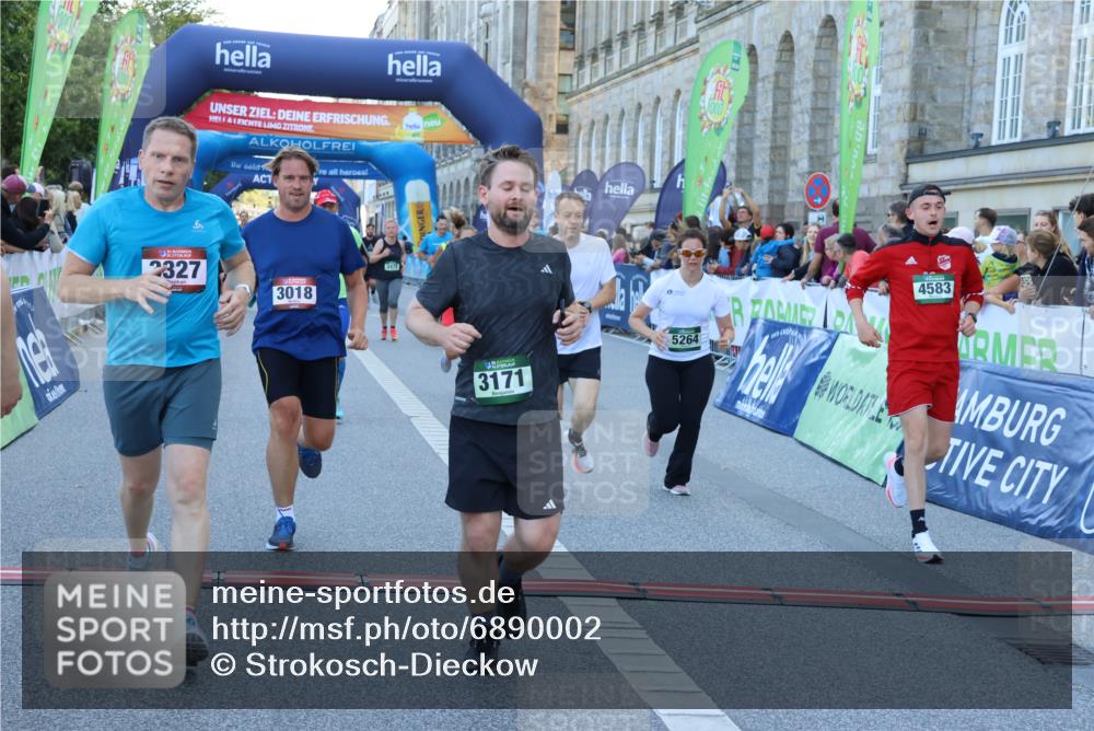 01.09.2024 - BARMER Alsterlauf Strokosch-Dieckow http://msf.ph/oto/6890002 01.09.2024 10:01:34 Ziel 2006, 2114, 2243, 2513, 2890, 2891, 3018, 3057, 3142, 3170, 3171, 3204, 3208, 3209, 3327, 3472, 3590, 4583, 4695, 4766, 5261, 5264 meine-sportfotos.de