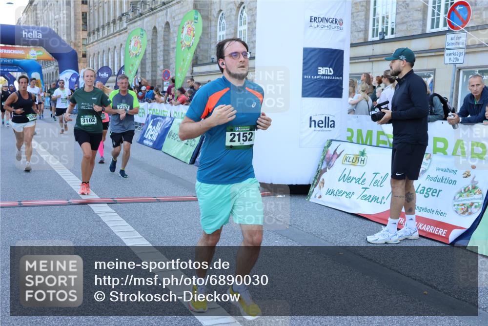 01.09.2024 - BARMER Alsterlauf Strokosch-Dieckow http://msf.ph/oto/6890030 01.09.2024 10:01:49 Ziel 2122, 2152, 2208, 2356, 2357, 2762, 2763, 2784, 3093, 3102, 3123, 3537, 3702, 4182, 4311, 4404, 4500, 4619, 4628, 4745, 4923, 5141, 5207 meine-sportfotos.de