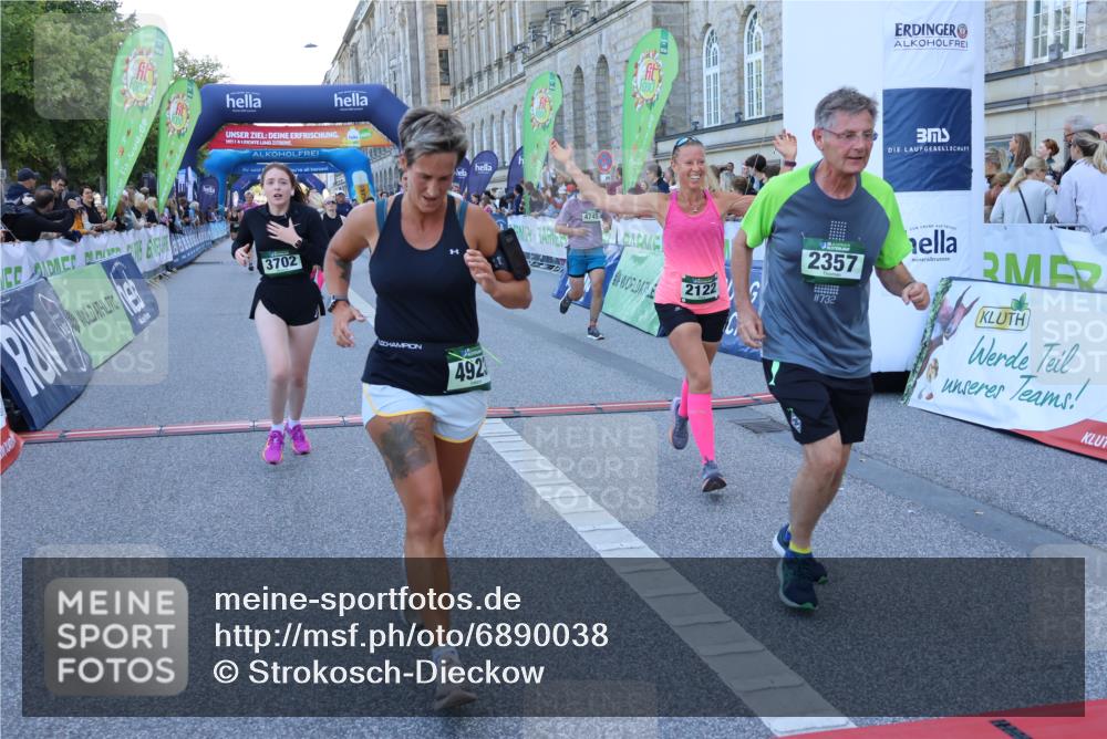 01.09.2024 - BARMER Alsterlauf Strokosch-Dieckow http://msf.ph/oto/6890038 01.09.2024 10:01:51 Ziel 2122, 2208, 2356, 2357, 2762, 2763, 2784, 3093, 3102, 3123, 3537, 3702, 4140, 4158, 4311, 4404, 4500, 4619, 4628, 4745, 4827, 4923, 5141, 5207 meine-sportfotos.de