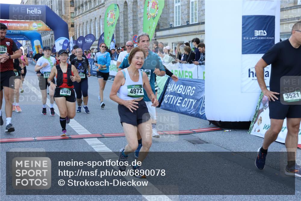 01.09.2024 - BARMER Alsterlauf Strokosch-Dieckow http://msf.ph/oto/6890078 01.09.2024 10:02:10 Ziel 2116, 2442, 2642, 2677, 2691, 2769, 2939, 3026, 3294, 4085, 4086, 4138, 4218, 4441, 4509, 4719, 4972, 5210, 5263, 8297 meine-sportfotos.de