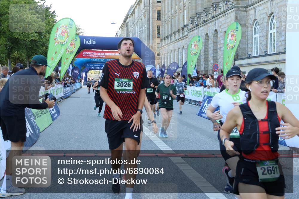 01.09.2024 - BARMER Alsterlauf Strokosch-Dieckow http://msf.ph/oto/6890084 01.09.2024 10:02:13 Ziel 2116, 2442, 2691, 2769, 2939, 3026, 3294, 3350, 3351, 3685, 4138, 4218, 4441, 4509, 4719, 5210, 5263, 5283, 8130, 8297 meine-sportfotos.de