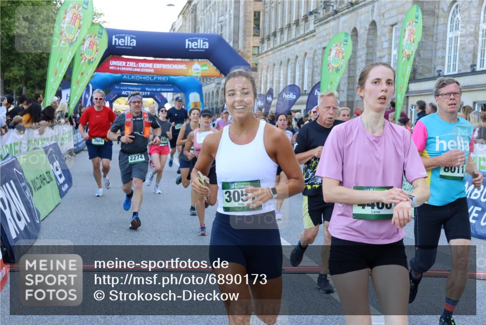 01.09.2024 - BARMER Alsterlauf Strokosch-Dieckow http://msf.ph/oto/6890173 01.09.2024 10:02:42 Ziel 2134, 2185, 2210, 2274, 2555, 2740, 2884, 3046, 3051, 3072, 3163, 3226, 3284, 3308, 3373, 3393, 3523, 3805, 3860, 3928, 3986, 4106, 4175, 4176, 4216, 4378, 4406, 4507, 4841, 4906, 5145, 5238, 8011, 8296 meine-sportfotos.de