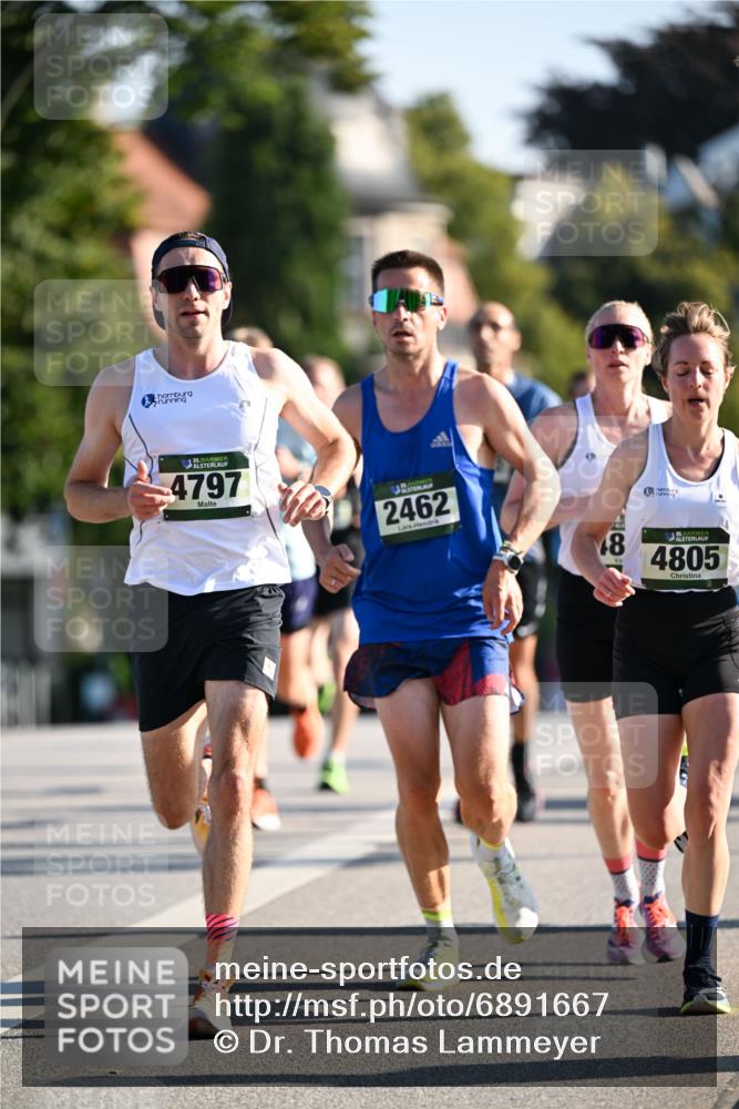 01.09.2024 - BARMER Alsterlauf Dr. Thomas Lammeyer http://msf.ph/oto/6891667 01.09.2024 09:22:26 Laufen 35, 4797, 2462, 48, 4805 meine-sportfotos.de