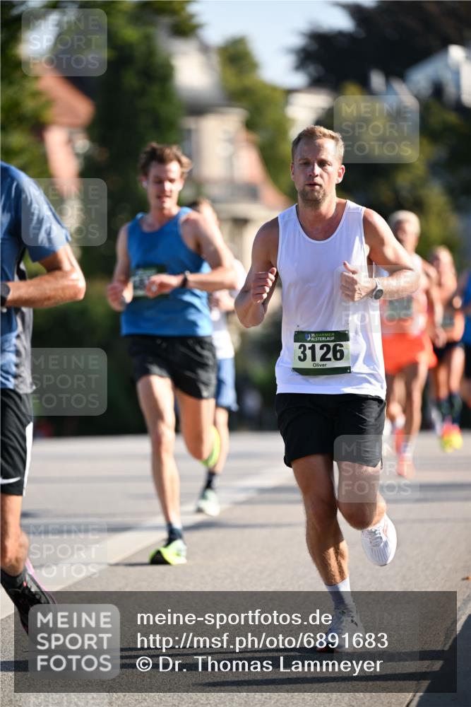 01.09.2024 - BARMER Alsterlauf Dr. Thomas Lammeyer http://msf.ph/oto/6891683 01.09.2024 09:22:29 Laufen 135, 3126 meine-sportfotos.de