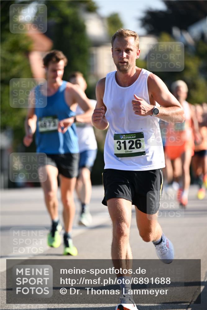 01.09.2024 - BARMER Alsterlauf Dr. Thomas Lammeyer http://msf.ph/oto/6891688 01.09.2024 09:22:29 Laufen 35, 3126 meine-sportfotos.de