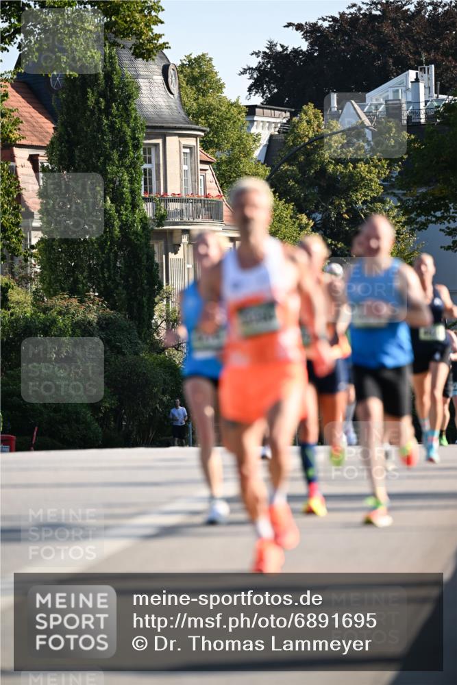 01.09.2024 - BARMER Alsterlauf Dr. Thomas Lammeyer http://msf.ph/oto/6891695 01.09.2024 09:22:31 Laufen  meine-sportfotos.de