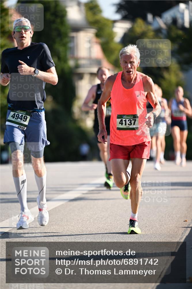 01.09.2024 - BARMER Alsterlauf Dr. Thomas Lammeyer http://msf.ph/oto/6891742 01.09.2024 09:22:37 Laufen 4949, 4949, 35, 4137 meine-sportfotos.de