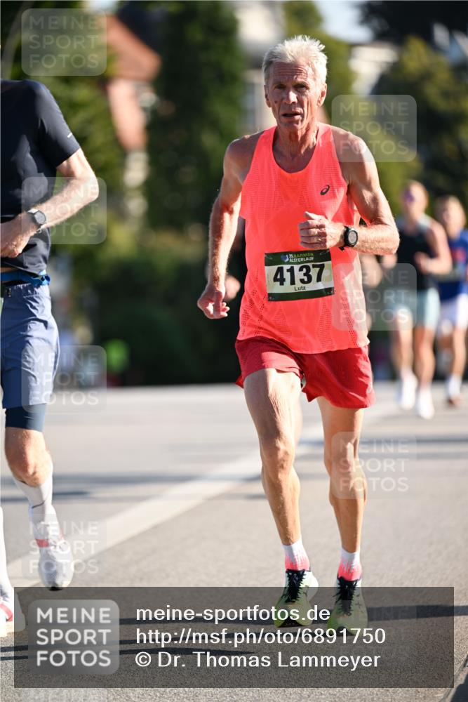 01.09.2024 - BARMER Alsterlauf Dr. Thomas Lammeyer http://msf.ph/oto/6891750 01.09.2024 09:22:38 Laufen 35, 4137 meine-sportfotos.de