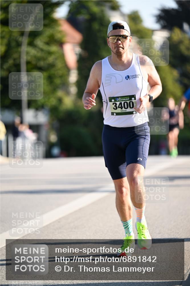 01.09.2024 - BARMER Alsterlauf Dr. Thomas Lammeyer http://msf.ph/oto/6891842 01.09.2024 09:22:57 Laufen 35, 3400 meine-sportfotos.de