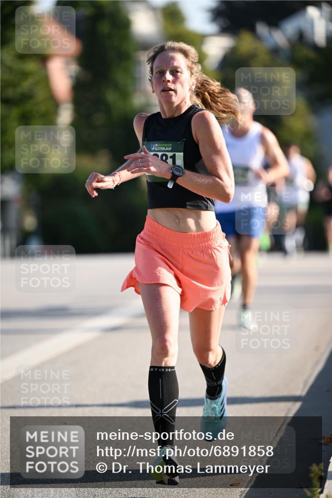 01.09.2024 - BARMER Alsterlauf Dr. Thomas Lammeyer http://msf.ph/oto/6891858 01.09.2024 09:23:01 Laufen 35 meine-sportfotos.de