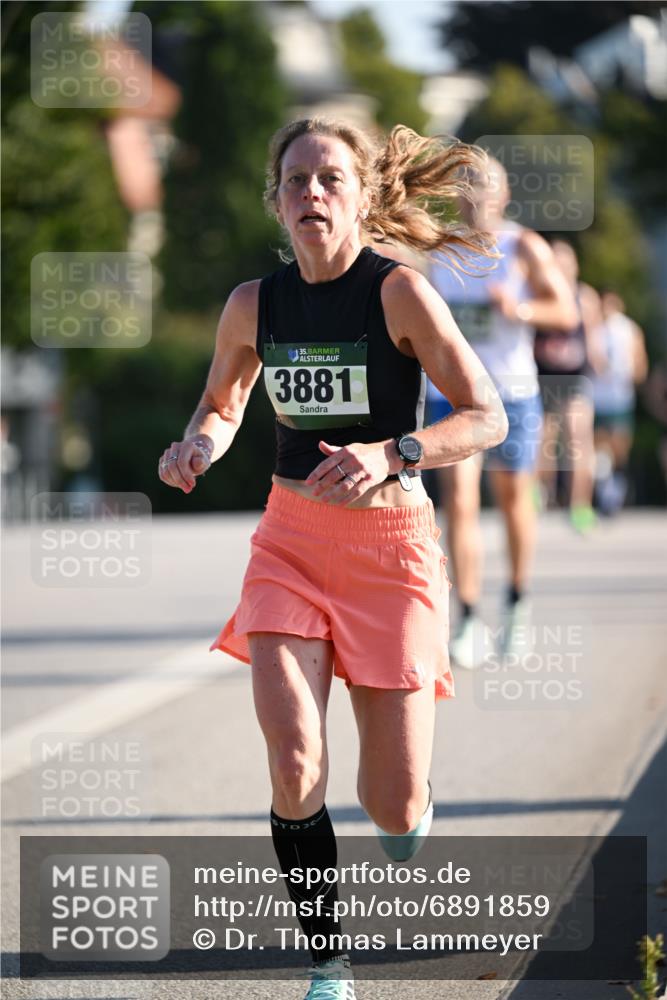01.09.2024 - BARMER Alsterlauf Dr. Thomas Lammeyer http://msf.ph/oto/6891859 01.09.2024 09:23:01 Laufen 35, 3881 meine-sportfotos.de