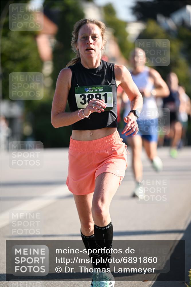 01.09.2024 - BARMER Alsterlauf Dr. Thomas Lammeyer http://msf.ph/oto/6891860 01.09.2024 09:23:01 Laufen 35, 3881 meine-sportfotos.de