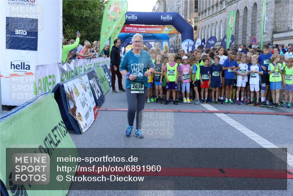 01.09.2024 - BARMER Alsterlauf Strokosch-Dieckow http://msf.ph/oto/6891960 01.09.2024 10:45:55 Ziel 2639 meine-sportfotos.de