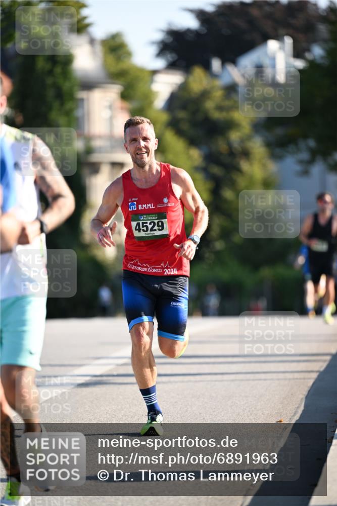 01.09.2024 - BARMER Alsterlauf Dr. Thomas Lammeyer http://msf.ph/oto/6891963 01.09.2024 09:23:21 Laufen 4529, 2024 meine-sportfotos.de