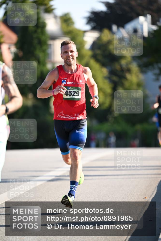 01.09.2024 - BARMER Alsterlauf Dr. Thomas Lammeyer http://msf.ph/oto/6891965 01.09.2024 09:23:22 Laufen 16135, 4529, 2014 meine-sportfotos.de