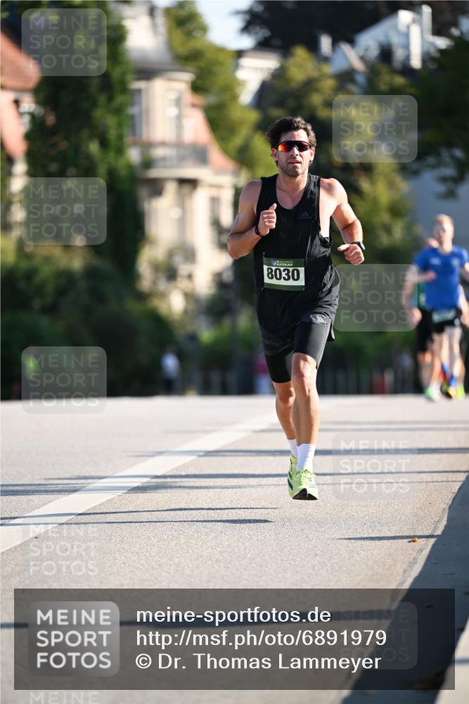 01.09.2024 - BARMER Alsterlauf Dr. Thomas Lammeyer http://msf.ph/oto/6891979 01.09.2024 09:23:26 Laufen 8030 meine-sportfotos.de