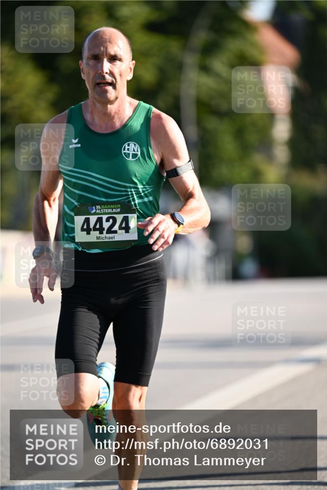 01.09.2024 - BARMER Alsterlauf Dr. Thomas Lammeyer http://msf.ph/oto/6892031 01.09.2024 09:23:35 Laufen 35, 4424 meine-sportfotos.de