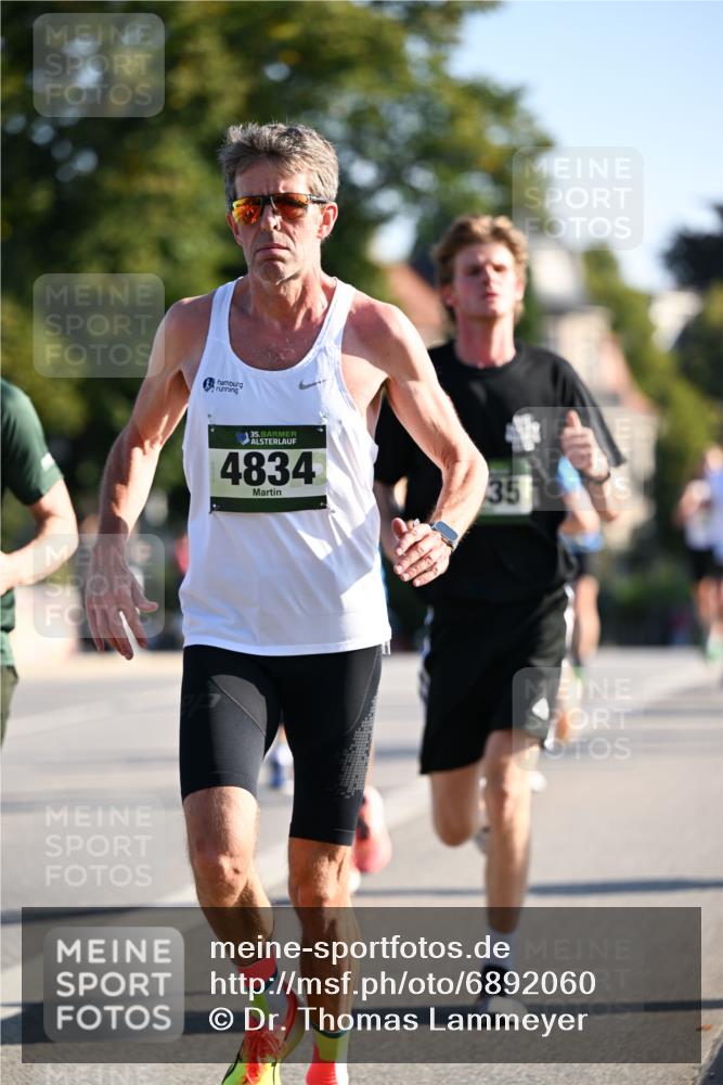 01.09.2024 - BARMER Alsterlauf Dr. Thomas Lammeyer http://msf.ph/oto/6892060 01.09.2024 09:23:41 Laufen 35, 4834, 35 meine-sportfotos.de