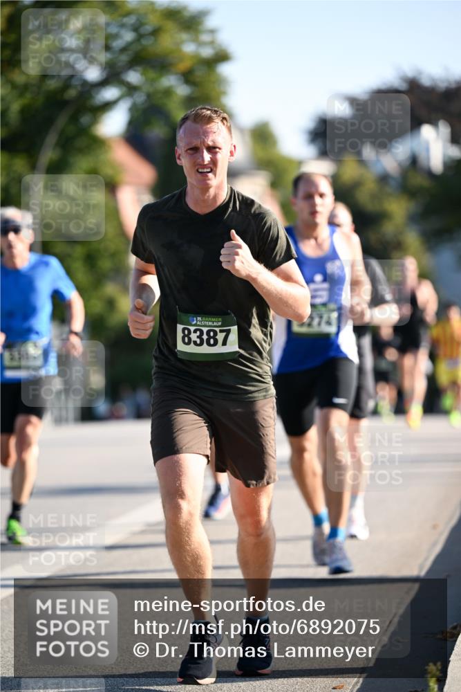 01.09.2024 - BARMER Alsterlauf Dr. Thomas Lammeyer http://msf.ph/oto/6892075 01.09.2024 09:23:44 Laufen 35, 8387 meine-sportfotos.de