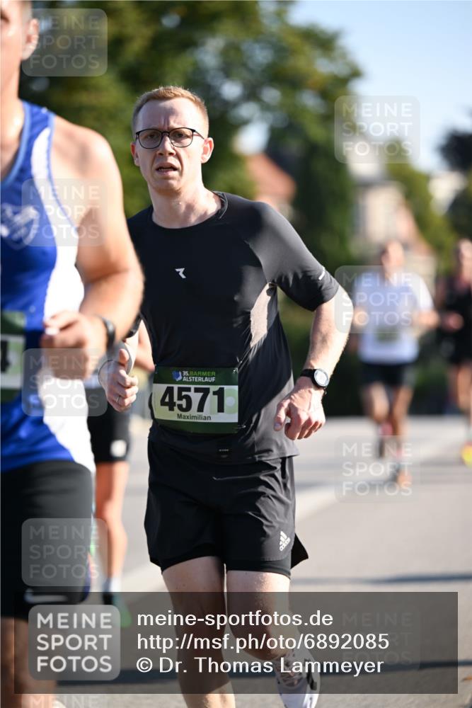 01.09.2024 - BARMER Alsterlauf Dr. Thomas Lammeyer http://msf.ph/oto/6892085 01.09.2024 09:23:46 Laufen 35, 4571 meine-sportfotos.de