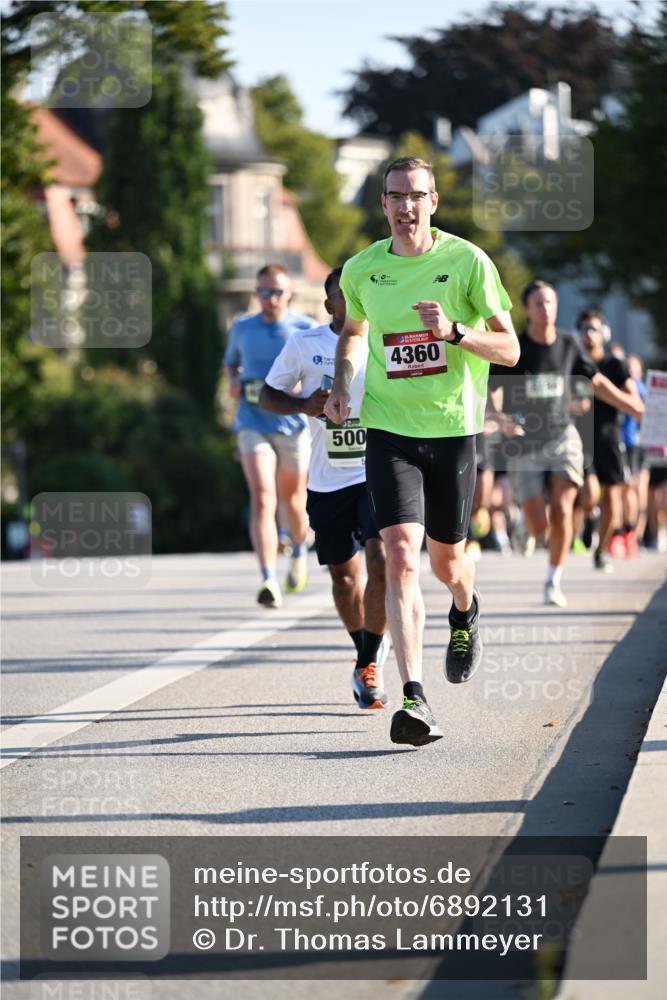 01.09.2024 - BARMER Alsterlauf Dr. Thomas Lammeyer http://msf.ph/oto/6892131 01.09.2024 09:23:55 Laufen 4360, 500 meine-sportfotos.de