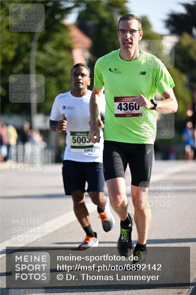 01.09.2024 - BARMER Alsterlauf Dr. Thomas Lammeyer http://msf.ph/oto/6892142 01.09.2024 09:23:56 Laufen 5003, 5003, 35, 4360 meine-sportfotos.de
