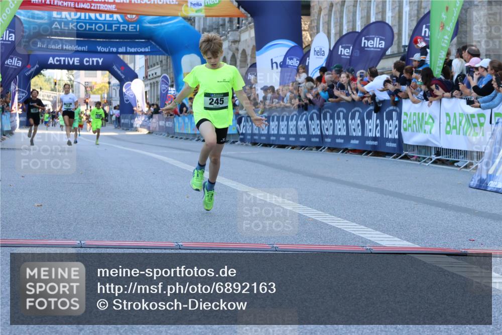 01.09.2024 - BARMER Alsterlauf Strokosch-Dieckow http://msf.ph/oto/6892163 01.09.2024 10:51:17 Ziel 158, 165, 170, 193, 245 meine-sportfotos.de