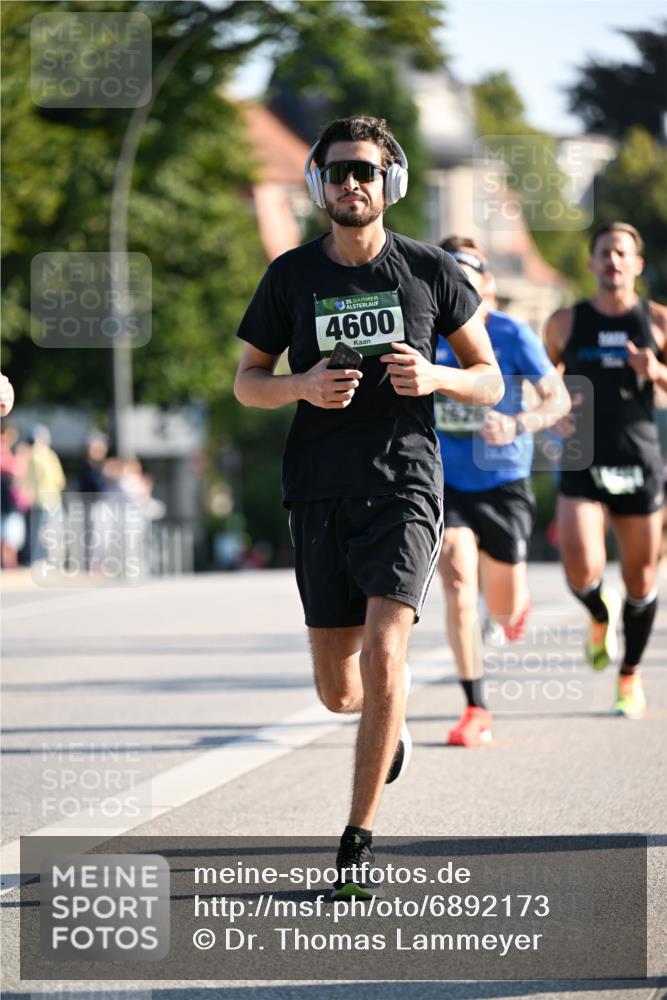 01.09.2024 - BARMER Alsterlauf Dr. Thomas Lammeyer http://msf.ph/oto/6892173 01.09.2024 09:24:01 Laufen 35, 4600 meine-sportfotos.de