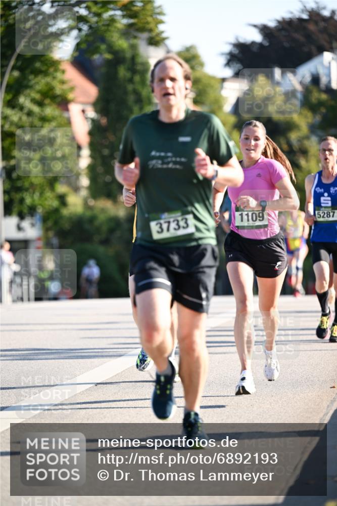 01.09.2024 - BARMER Alsterlauf Dr. Thomas Lammeyer http://msf.ph/oto/6892193 01.09.2024 09:24:04 Laufen 5, 1109, 5287, 3733 meine-sportfotos.de