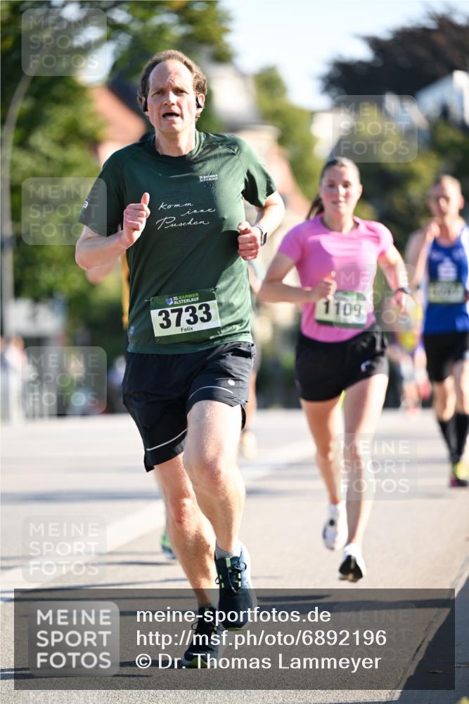 01.09.2024 - BARMER Alsterlauf Dr. Thomas Lammeyer http://msf.ph/oto/6892196 01.09.2024 09:24:05 Laufen 3733, 1109 meine-sportfotos.de