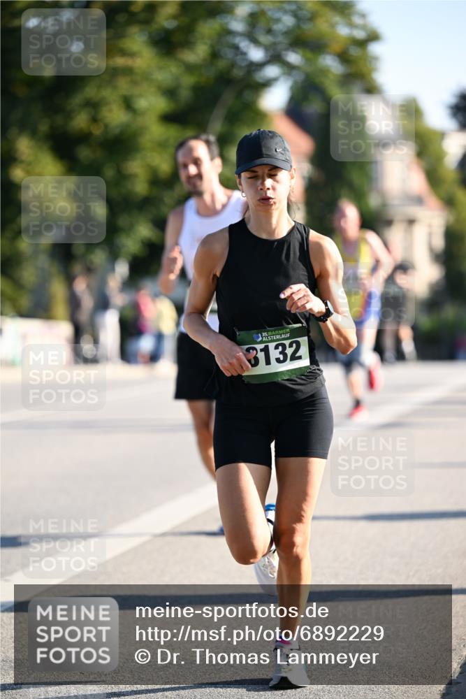 01.09.2024 - BARMER Alsterlauf Dr. Thomas Lammeyer http://msf.ph/oto/6892229 01.09.2024 09:24:10 Laufen 35, 3132 meine-sportfotos.de