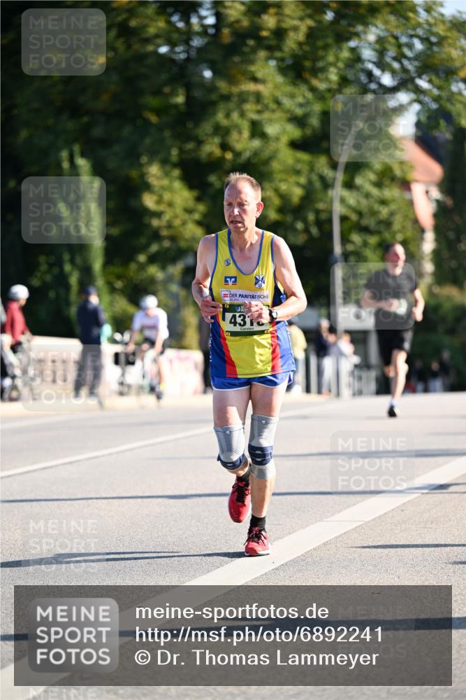 01.09.2024 - BARMER Alsterlauf Dr. Thomas Lammeyer http://msf.ph/oto/6892241 01.09.2024 09:24:13 Laufen 431 meine-sportfotos.de
