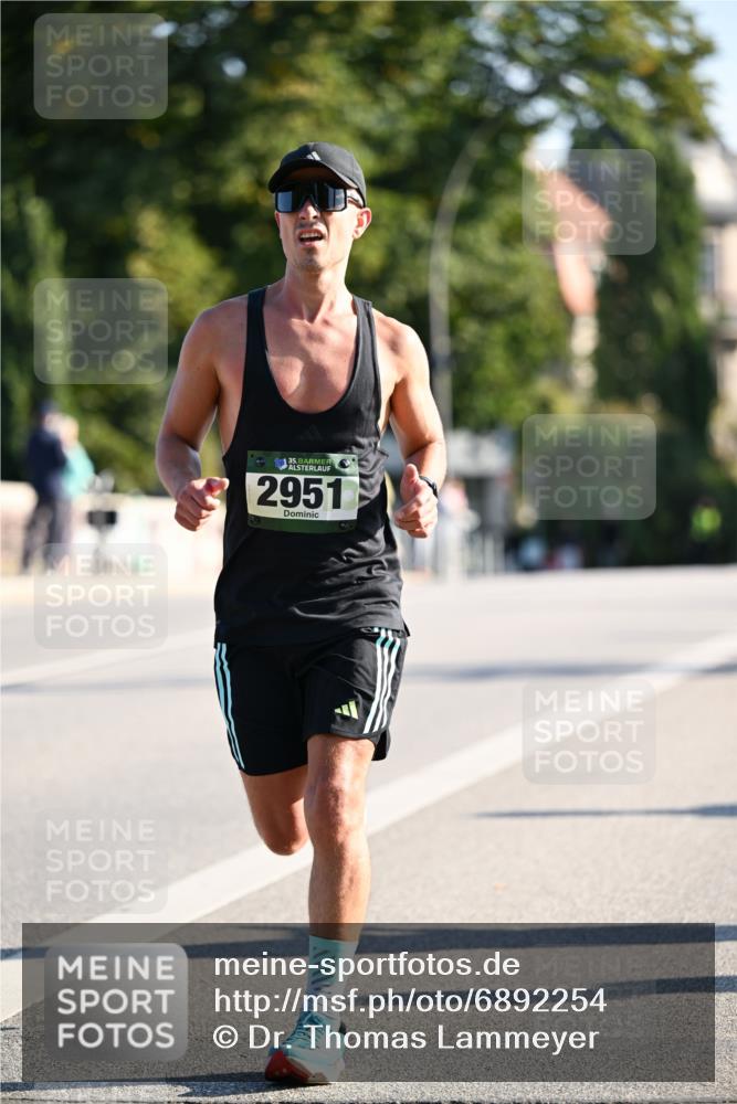 01.09.2024 - BARMER Alsterlauf Dr. Thomas Lammeyer http://msf.ph/oto/6892254 01.09.2024 09:24:15 Laufen 35, 2951 meine-sportfotos.de