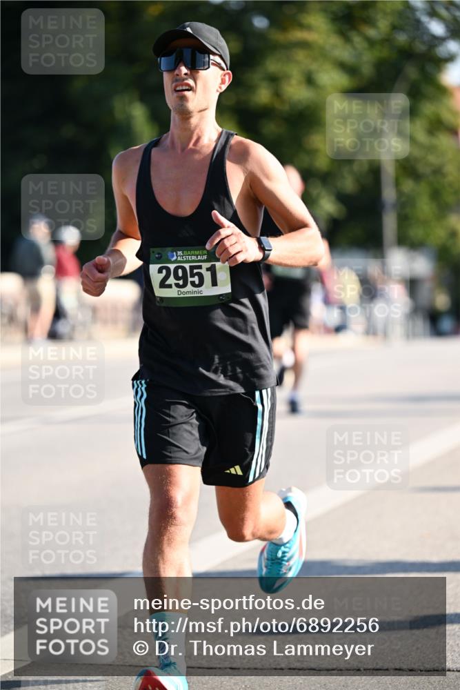 01.09.2024 - BARMER Alsterlauf Dr. Thomas Lammeyer http://msf.ph/oto/6892256 01.09.2024 09:24:15 Laufen 35, 2951 meine-sportfotos.de
