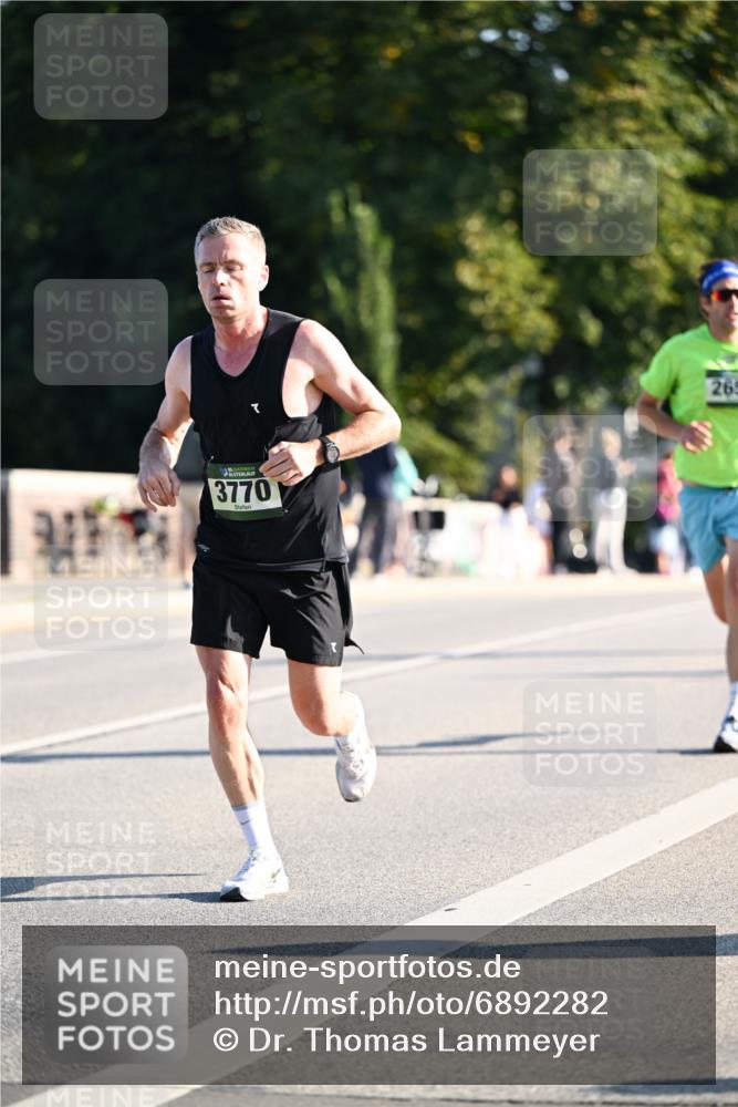 01.09.2024 - BARMER Alsterlauf Dr. Thomas Lammeyer http://msf.ph/oto/6892282 01.09.2024 09:24:21 Laufen 135, 3770, 265 meine-sportfotos.de