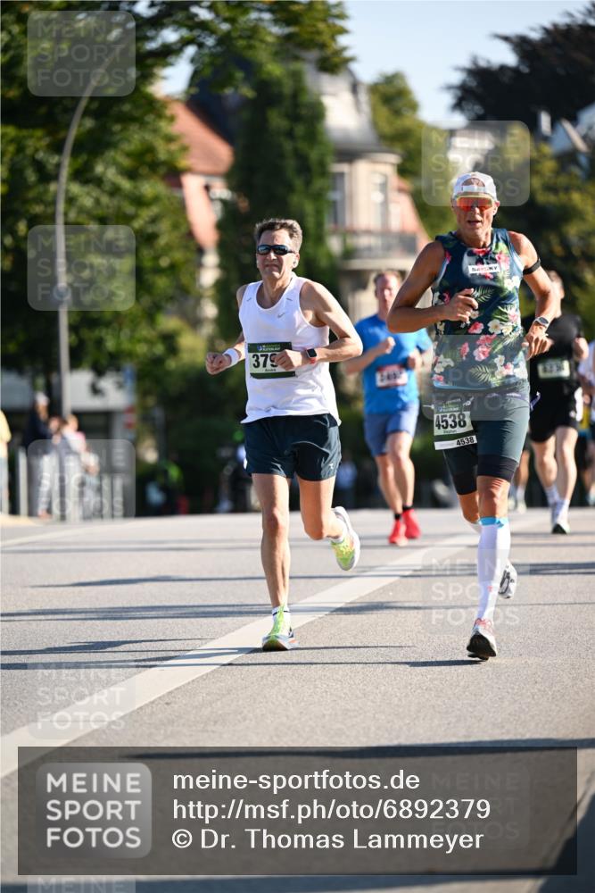 01.09.2024 - BARMER Alsterlauf Dr. Thomas Lammeyer http://msf.ph/oto/6892379 01.09.2024 09:24:38 Laufen 379, 4538, 4538 meine-sportfotos.de